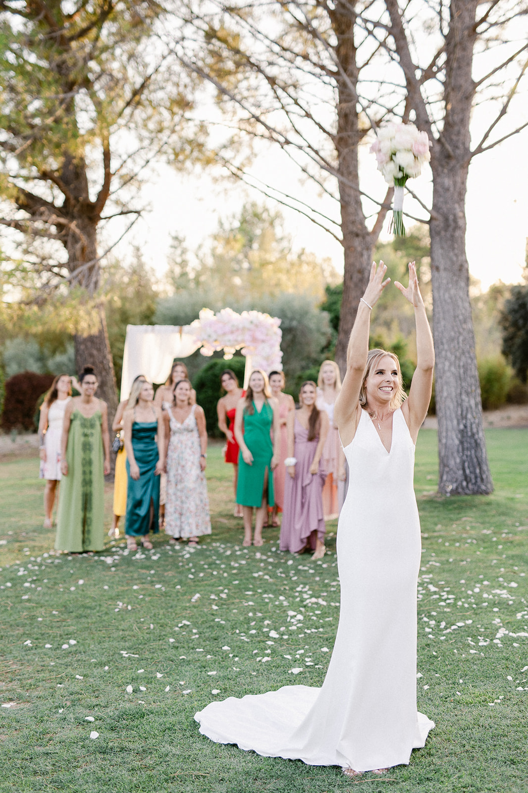 Mariage au Mas de la Rose en Provence - Tamara + Roan - Blog Mariage Madame C Mariage au Mas de la Rose en Provence - Tamara + Roan - Blog Mariage Madame C