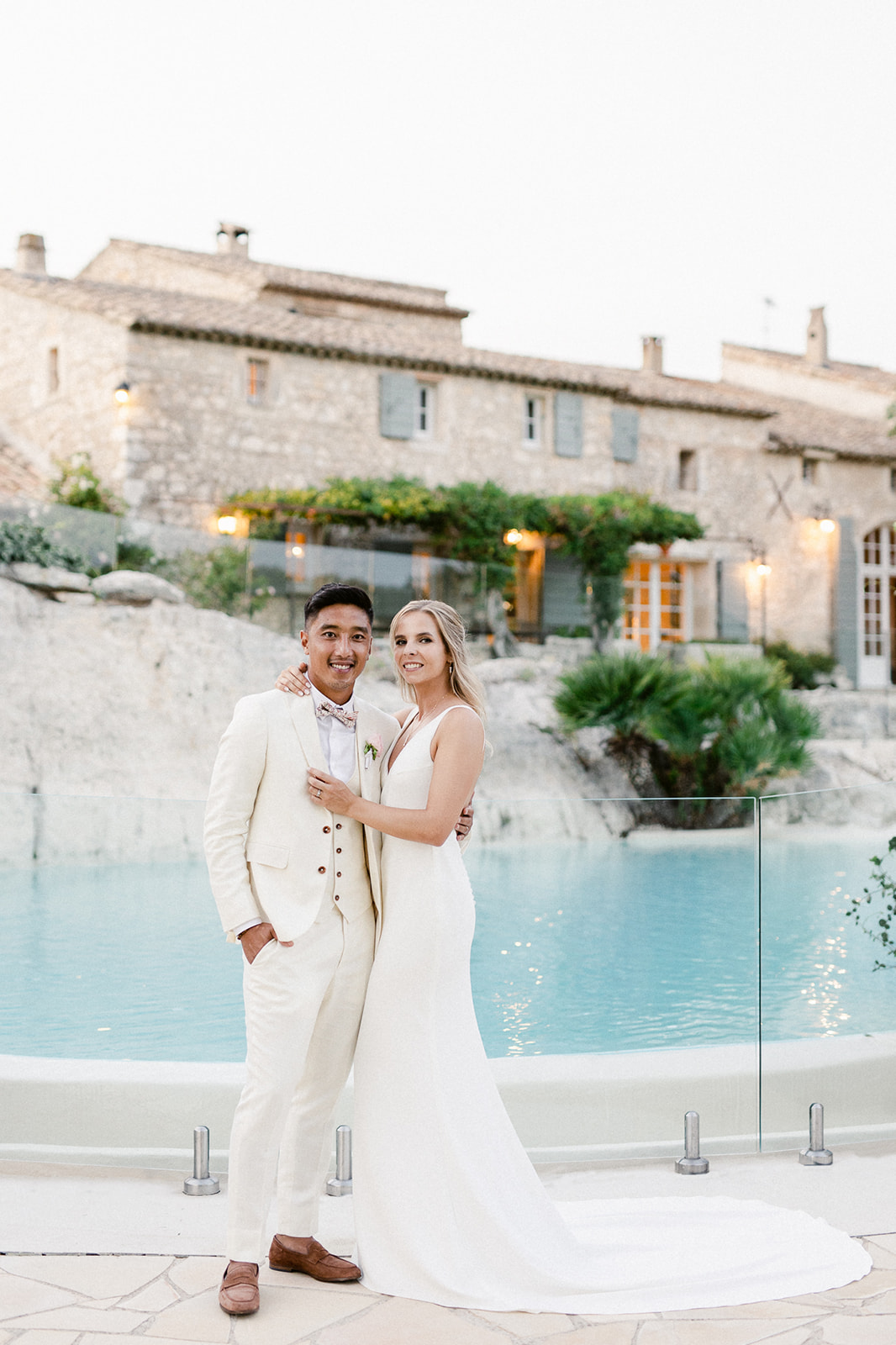 Mariage au Mas de la Rose en Provence - Tamara + Roan - Blog Mariage Madame C Mariage au Mas de la Rose en Provence - Tamara + Roan - Blog Mariage Madame C