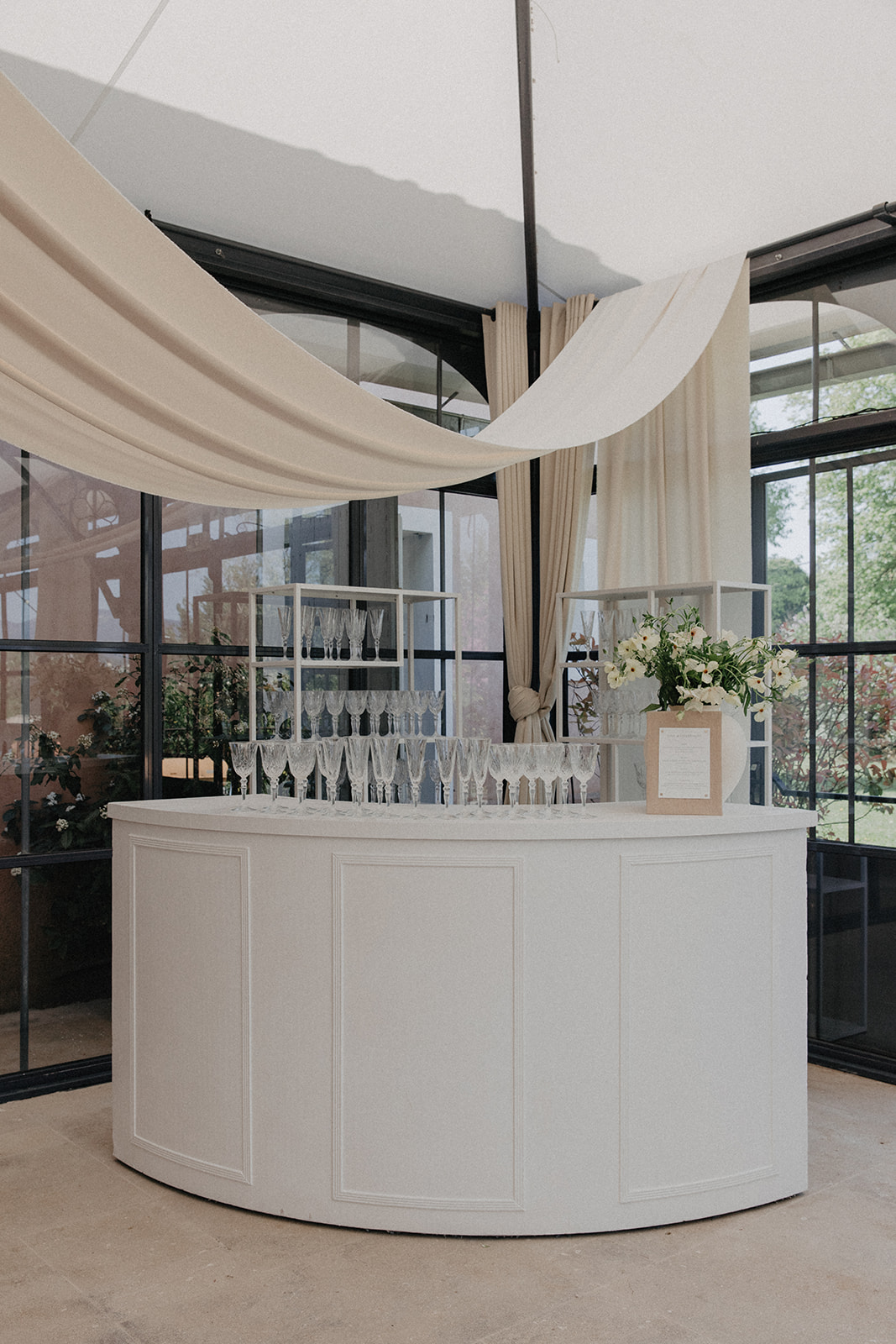 The One by night : Printemps 2024 - Blog Mariage Madame C The One by night : Printemps 2024 - Blog Mariage Madame C