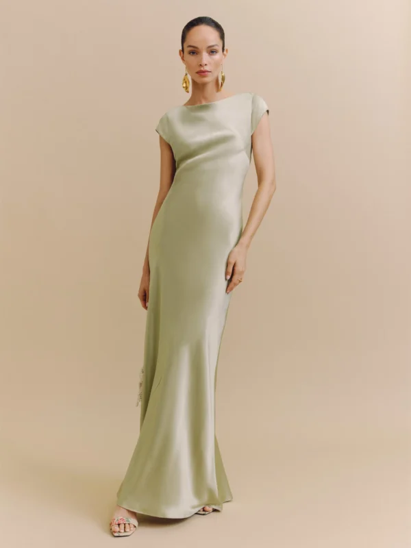 Robe en soie verte invitée mariage Reformation