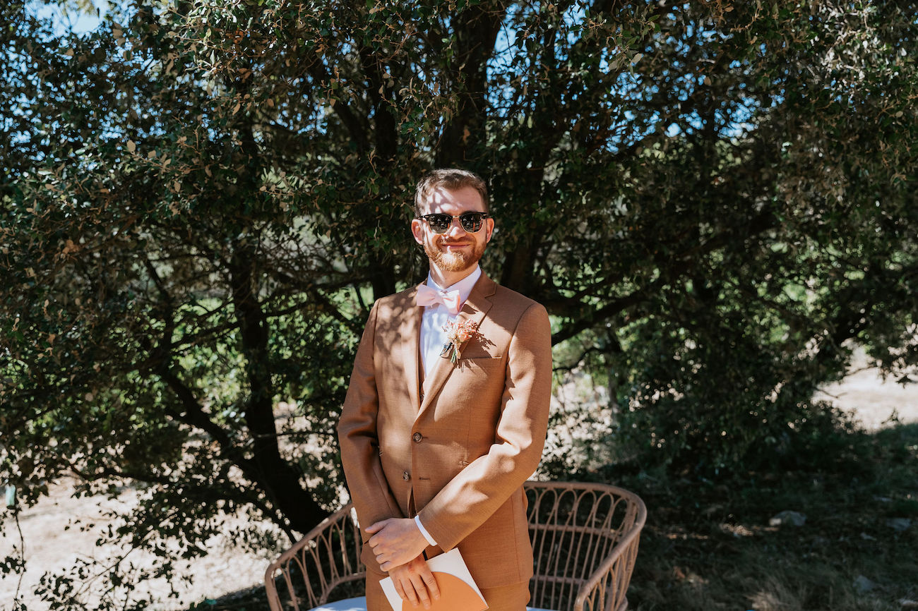 Mariage coloré au Mas de So - Aurore + Victor - Blog Mariage Madame C Mariage coloré au Mas de So - Aurore + Victor - Blog Mariage Madame C