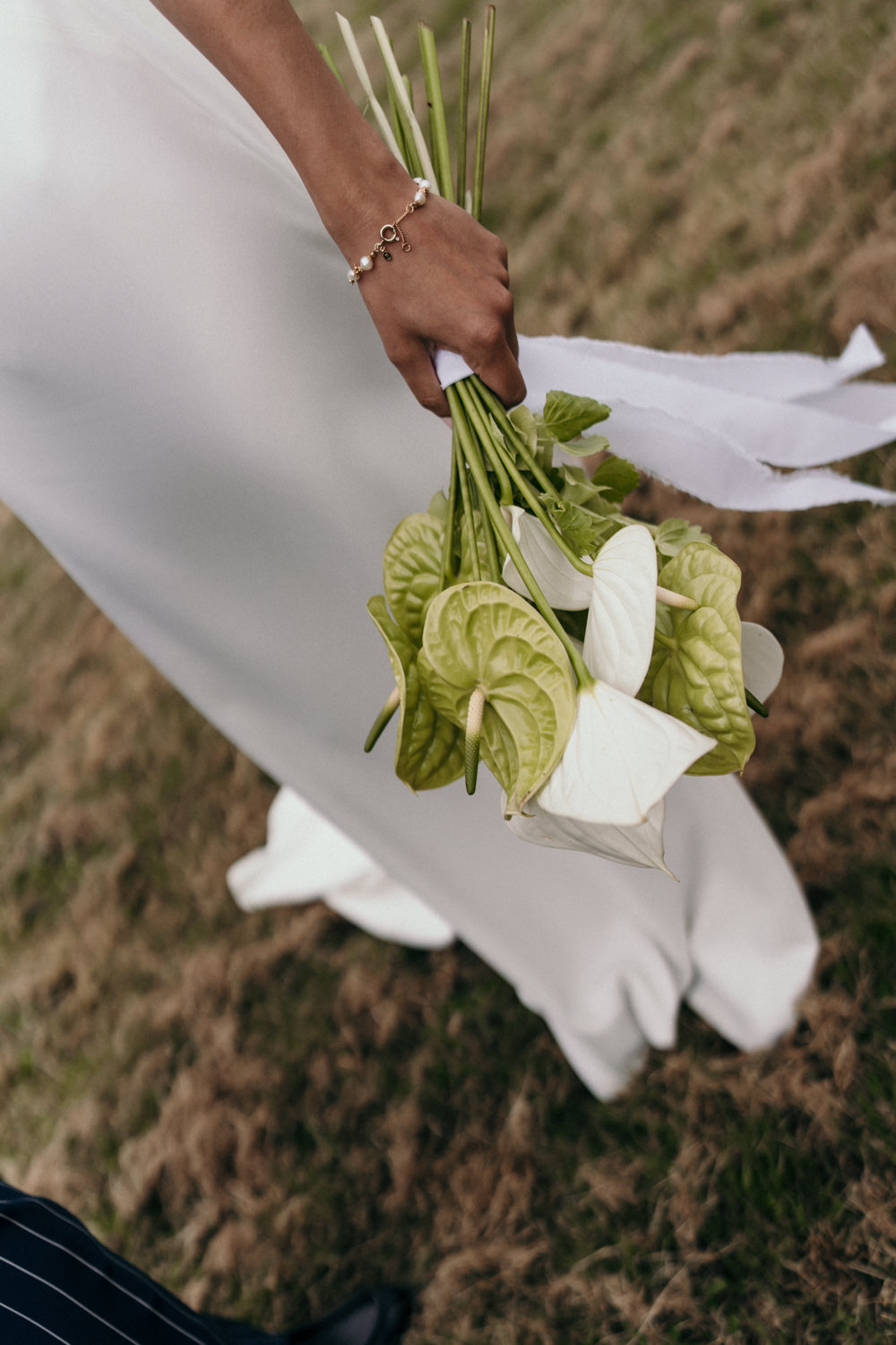 Mariage moderne en Bretagne - Nolwenn + Glenn - Blog Mariage Madame C