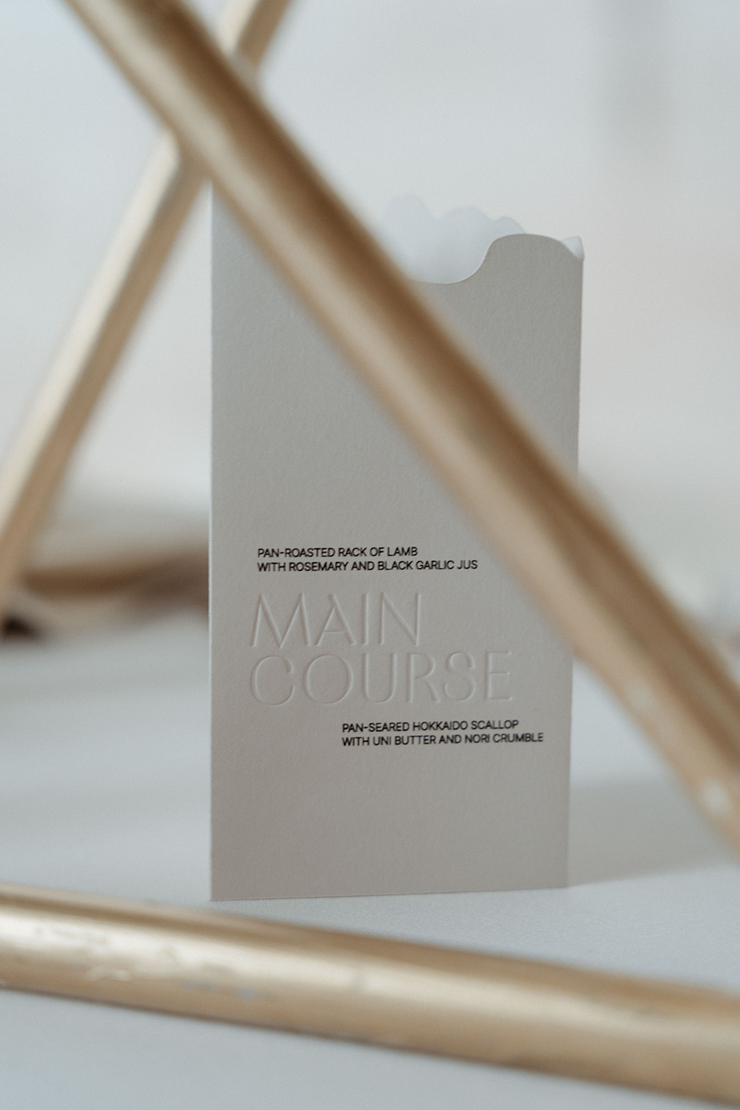 Symbiosis : Poésie couture aux Carrières des Lumières - Blog Mariage Madame C Symbiosis : Poésie couture aux Carrières des Lumières - Blog Mariage Madame C