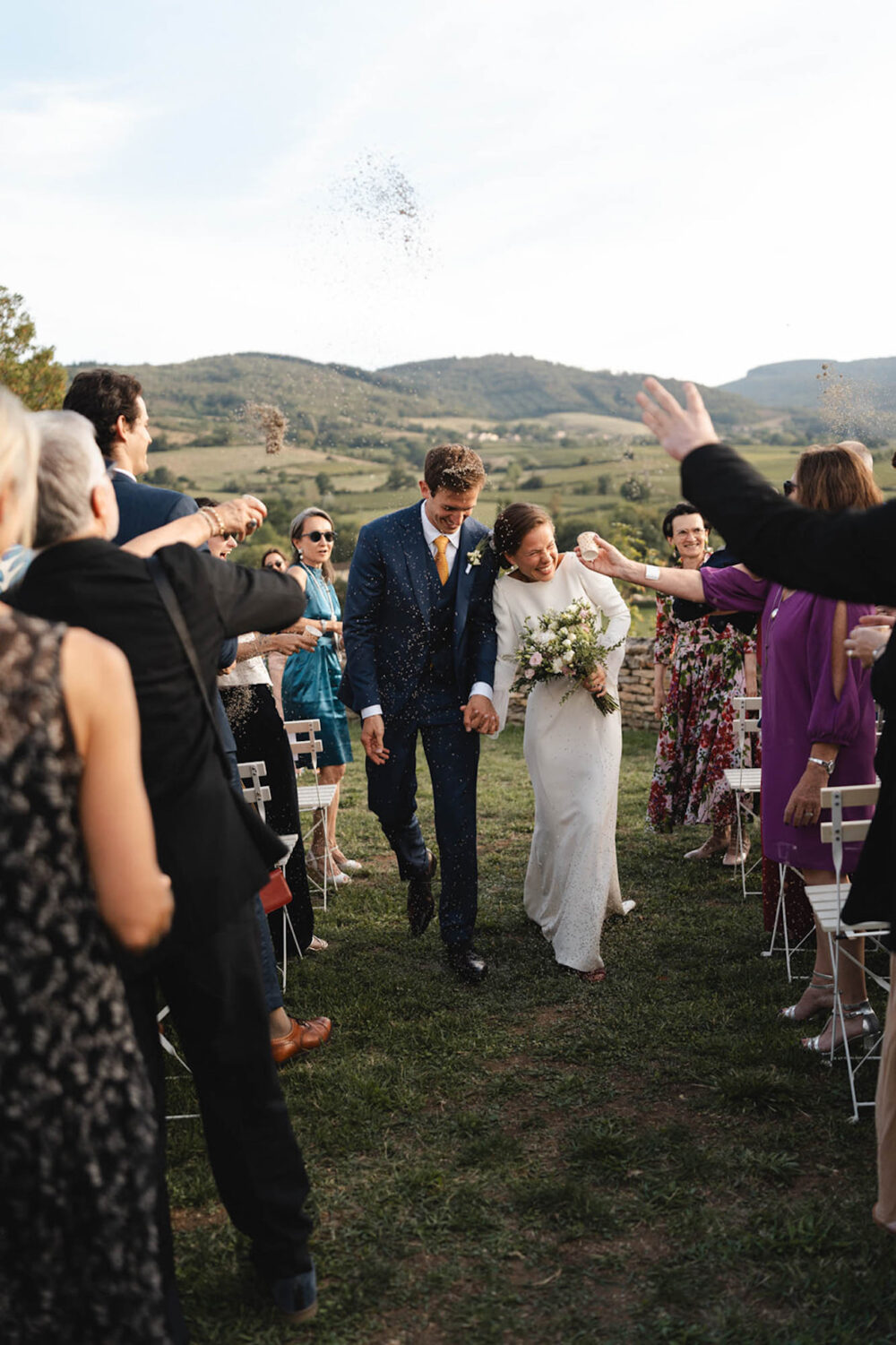 Mariage en Bourgogne au Château de Pierreclos - Gabrielle + François - Blog Mariage Madame C