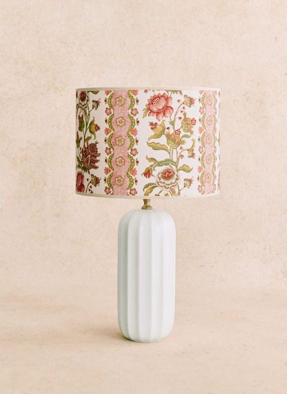 Luminaires - Blog Mariage Madame C Lampe Traviata imprimé Fleurs d'Amalfi