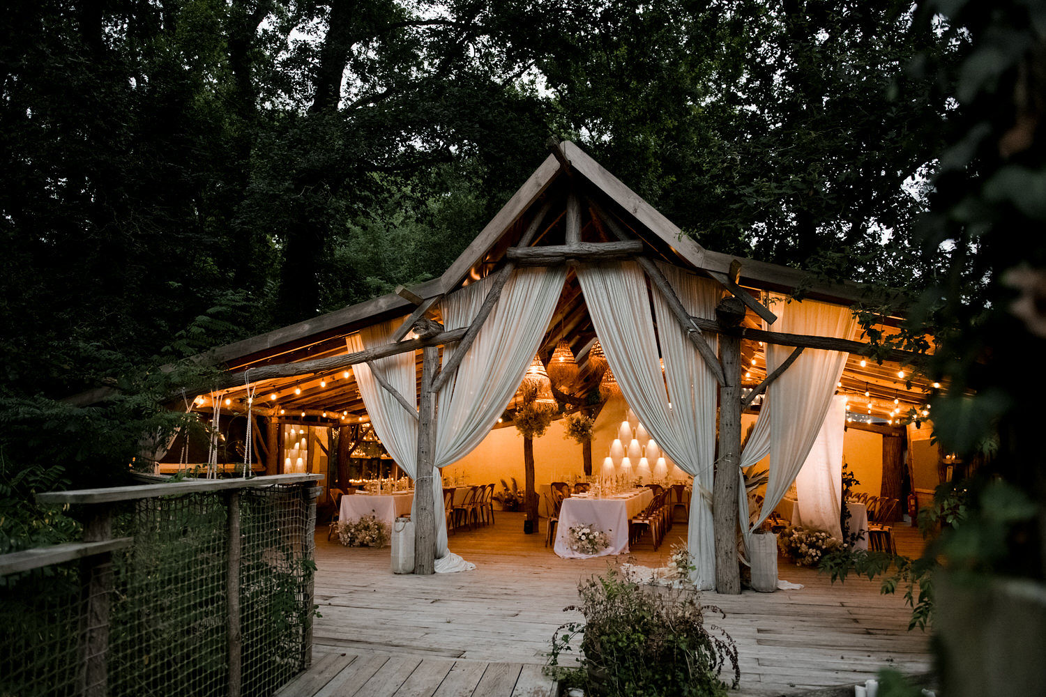 Mariage dans les Landes au Coco Barn Wood Lodge - Isabelle + David - Blog Mariage Madame C