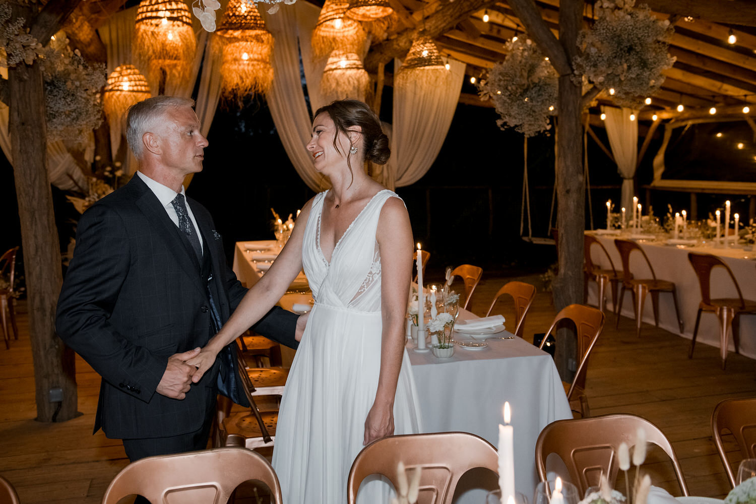 Mariage dans les Landes au Coco Barn Wood Lodge - Isabelle + David - Blog Mariage Madame C