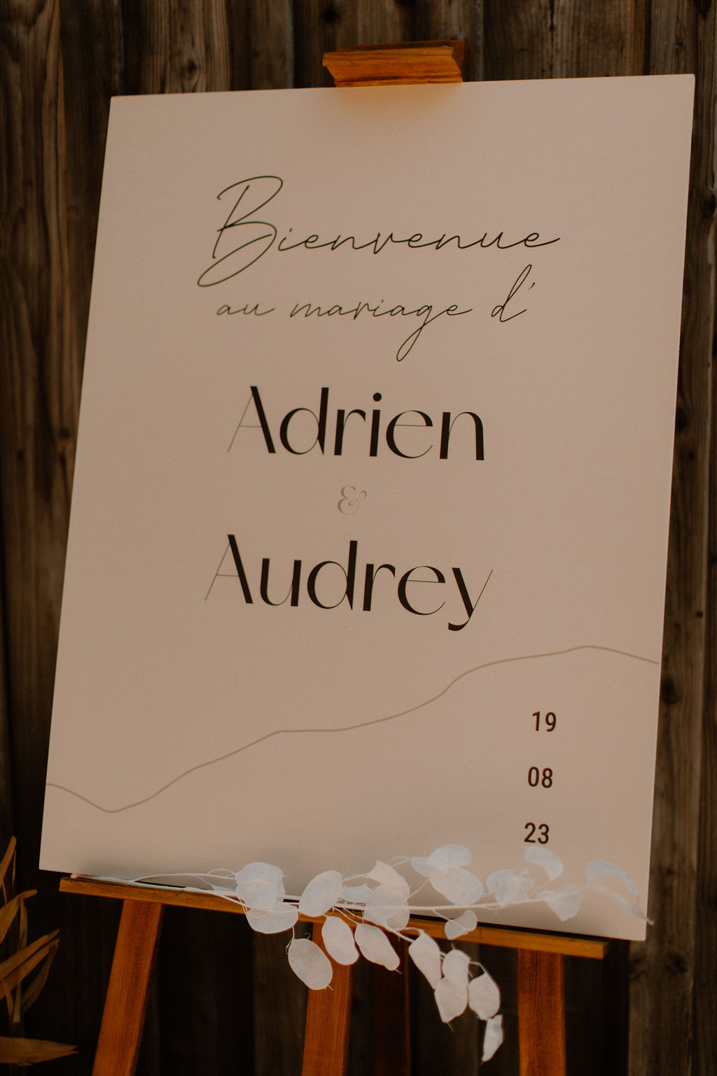 Mariage d'été en Haute-Savoie au Gite du Passant - Audrey + Adrien - Blog Mariage Madame C Mariage d'été en Haute-Savoie au Gite du Passant - Audrey + Adrien - Blog Mariage Madame C