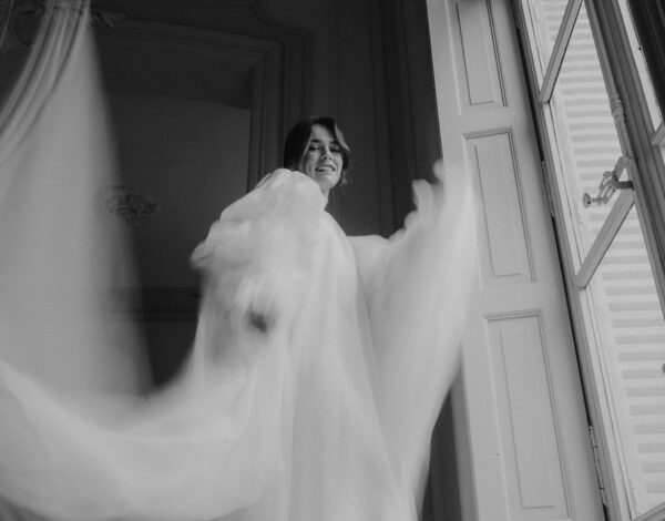 Timeless - Blog Mariage Madame C Mariage moderne en Tarn-et-Garonne au Château de la Baronnie © Mathilde B. Photography