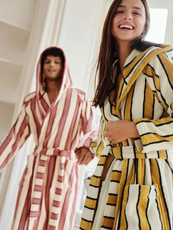 Capsule Saint Valentin - Blog Mariage Madame C Peignoir à capuche rayé Bonsoirs