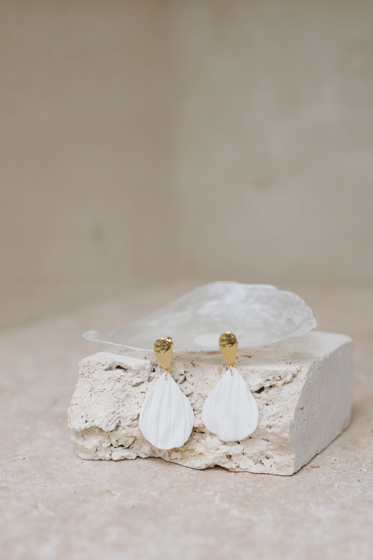 L'atelier de Sylvie Collection 2025 : Bijoux et accessoires de la mariée - Blog Mariage Madame C