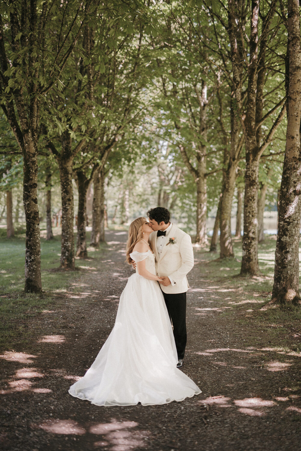Mariage intime à Angers au Château Allure du Lac - Shannon + Mickael - Blog Mariage Madame C