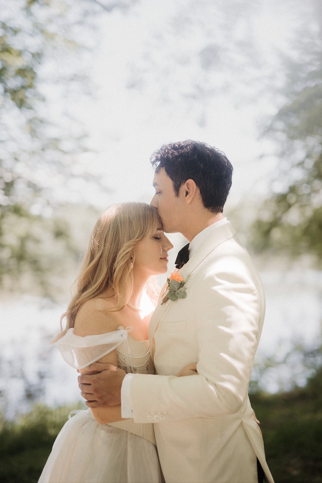 Mariage intime à Angers au Château Allure du Lac - Shannon + Mickael - Blog Mariage Madame C