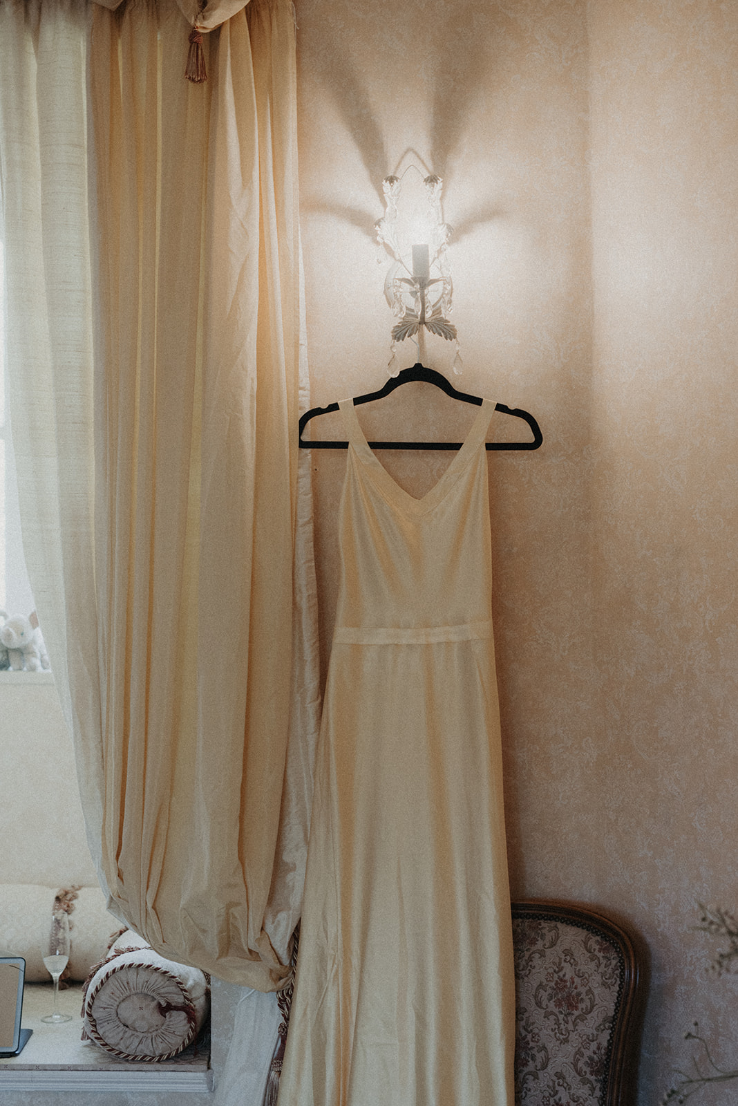 Mariage intime à Angers au Château Allure du Lac © Elise Rimelin Photographe