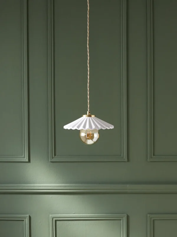 Décoration intérieure - Blog Mariage Madame C Suspension céramique dentelée Cyrillus Maison