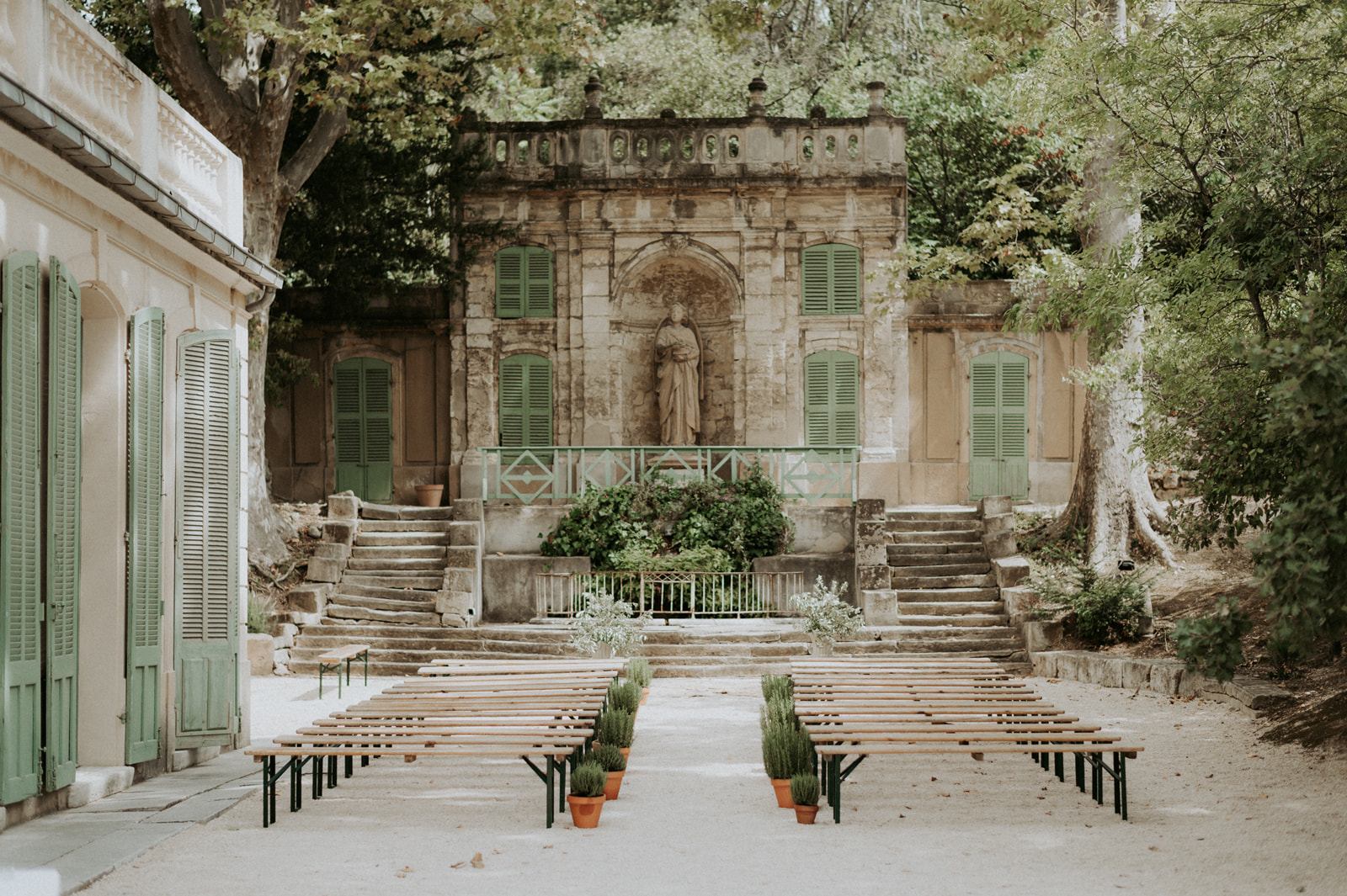 Mariage de Provence à la Bastide de Toursainte - Polly + George - Blog Mariage Madame C Mariage de Provence à la Bastide de Toursainte - Polly + George - Blog Mariage Madame C