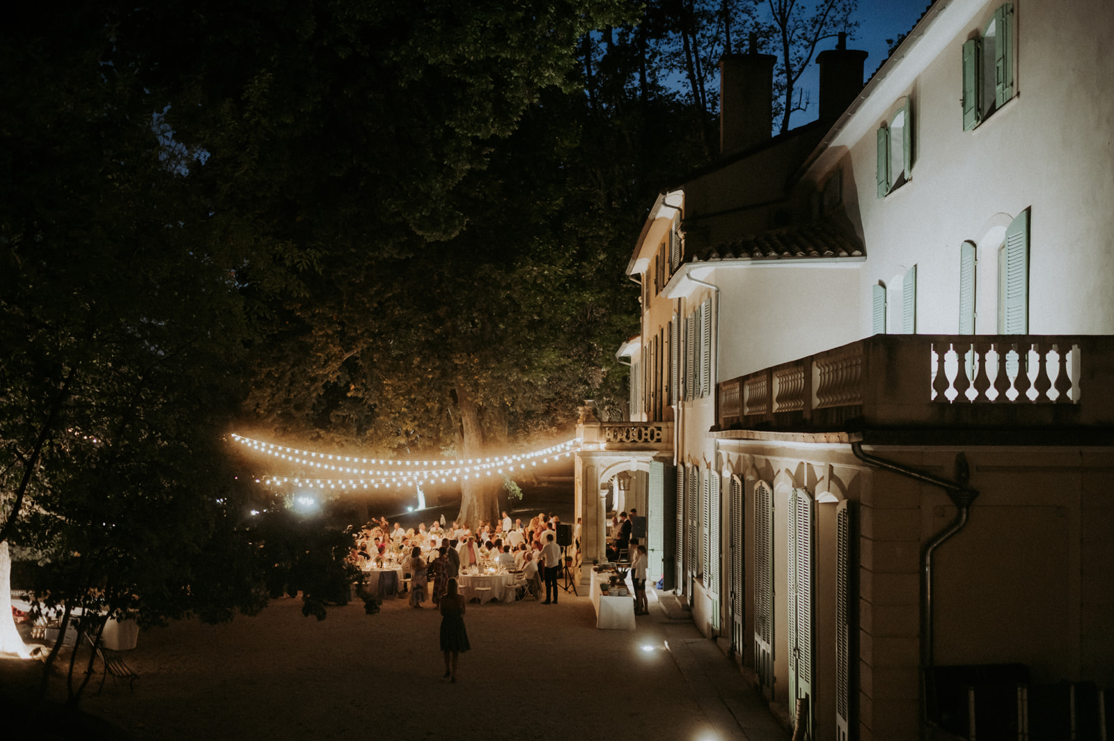Mariage de Provence à la Bastide de Toursainte - Polly + George - Blog Mariage Madame C Mariage de Provence à la Bastide de Toursainte - Polly + George - Blog Mariage Madame C