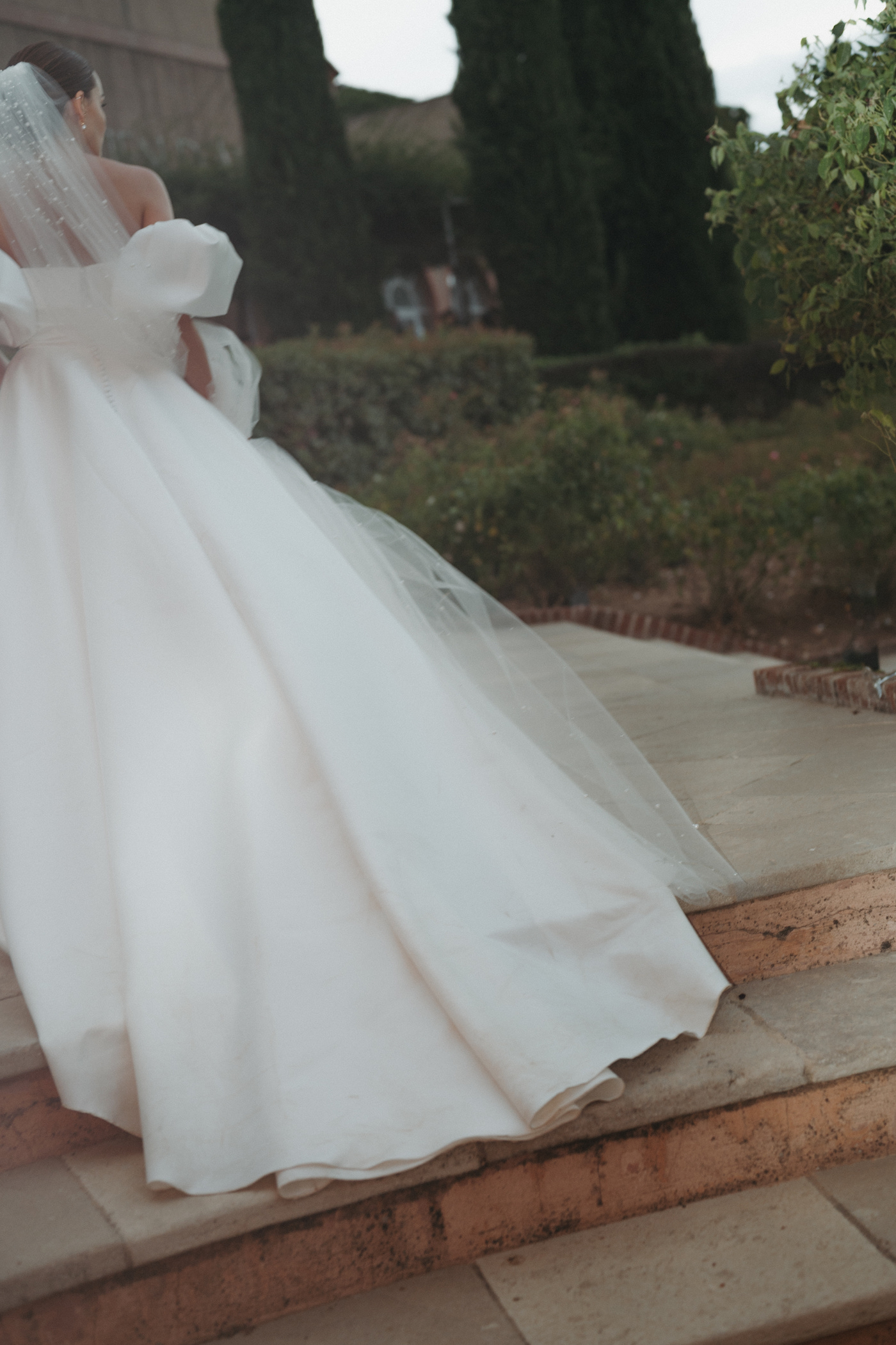 Mariage Moderne dans le Var - Eléa + Thibaud - Blog Mariage Madame C Mariage Moderne dans le Var - Eléa + Thibaud - Blog Mariage Madame C