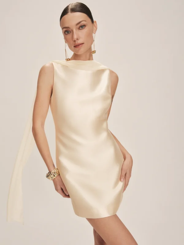 Robe de mariée courte écru Reformation