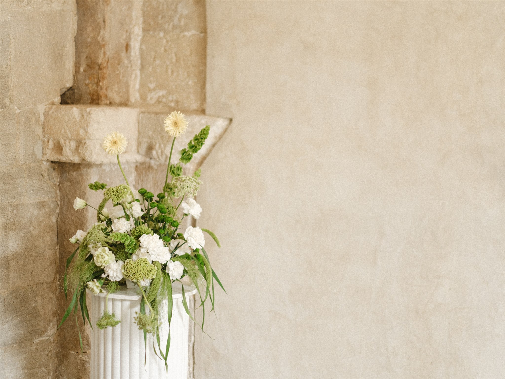 Mariage couture à l'abbaye Saint Eusèbe - Blog Mariage Madame C Mariage couture à l'abbaye Saint Eusèbe - Blog Mariage Madame C