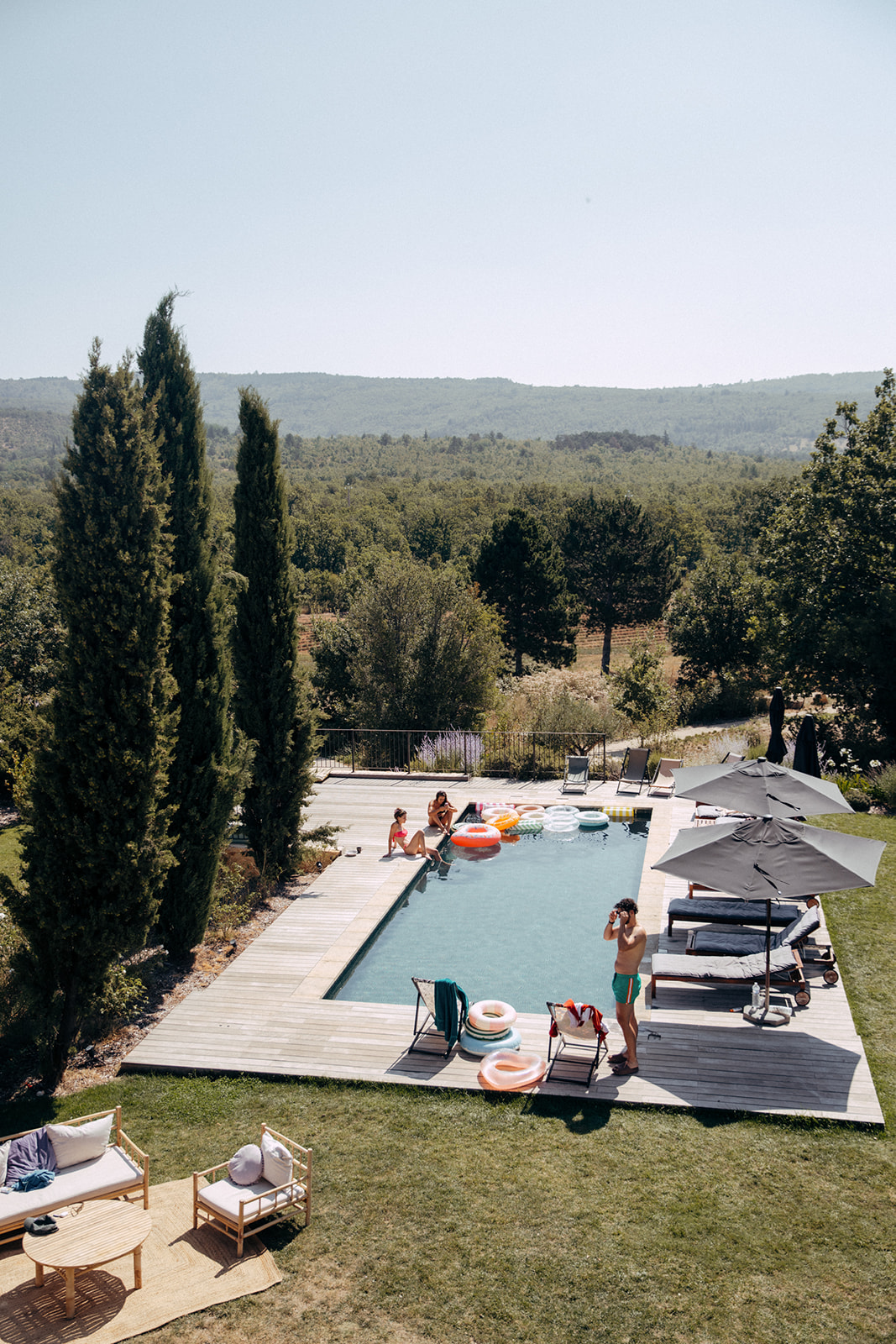 Mariage dans le Luberon à la Grange de Javon - Jeanne + Hugo - Blog Mariage Madame C