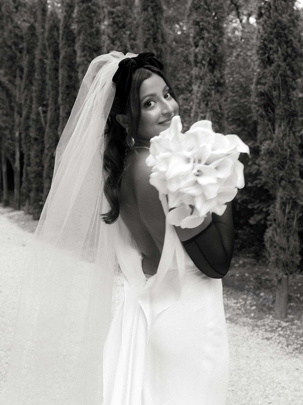 Mariage intime en Provence - Rachel + Kamron - Blog Mariage Madame C