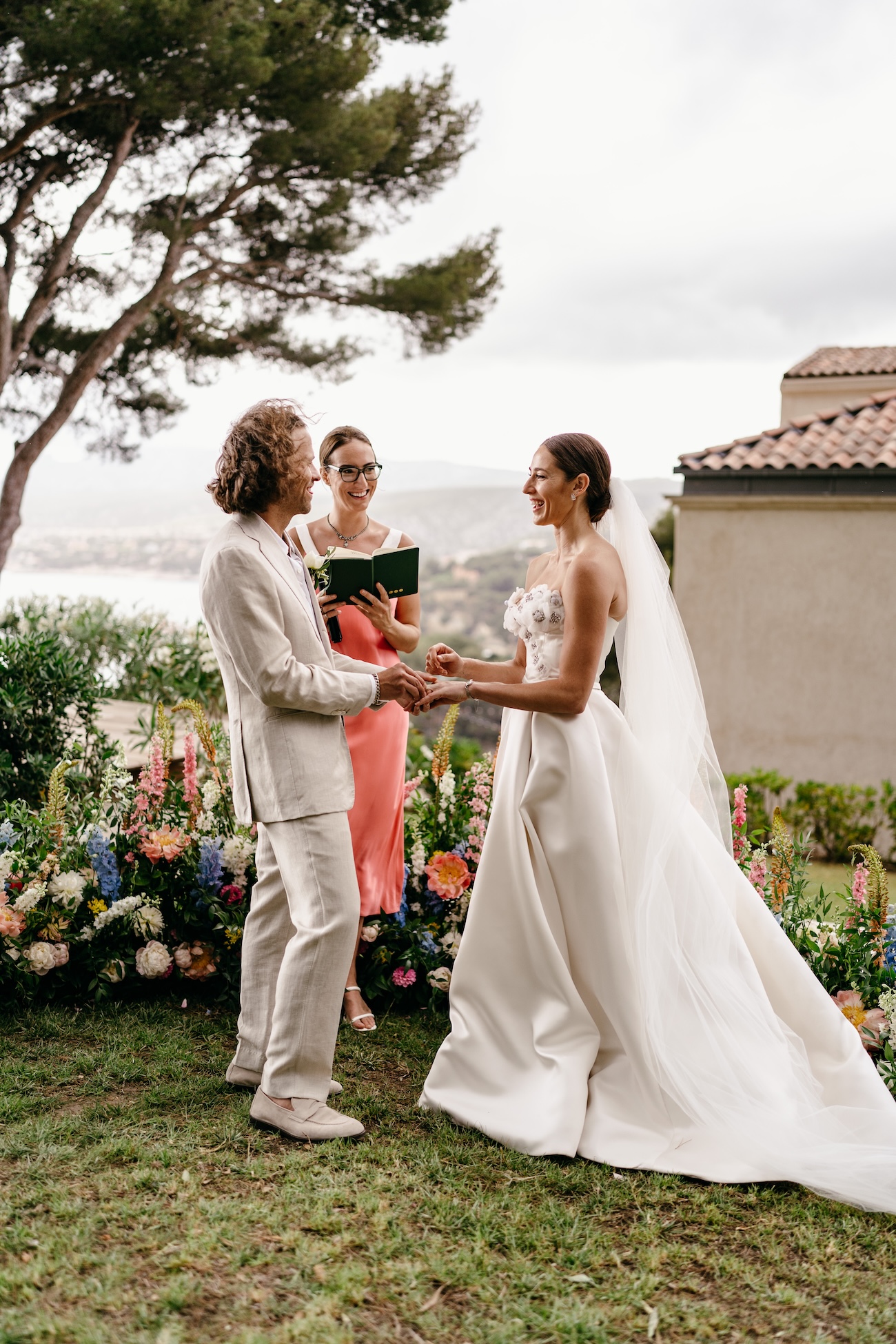 Mariage à Cassis au Domaine de Canaille - Catie + Jay - Blog Mariage Madame C