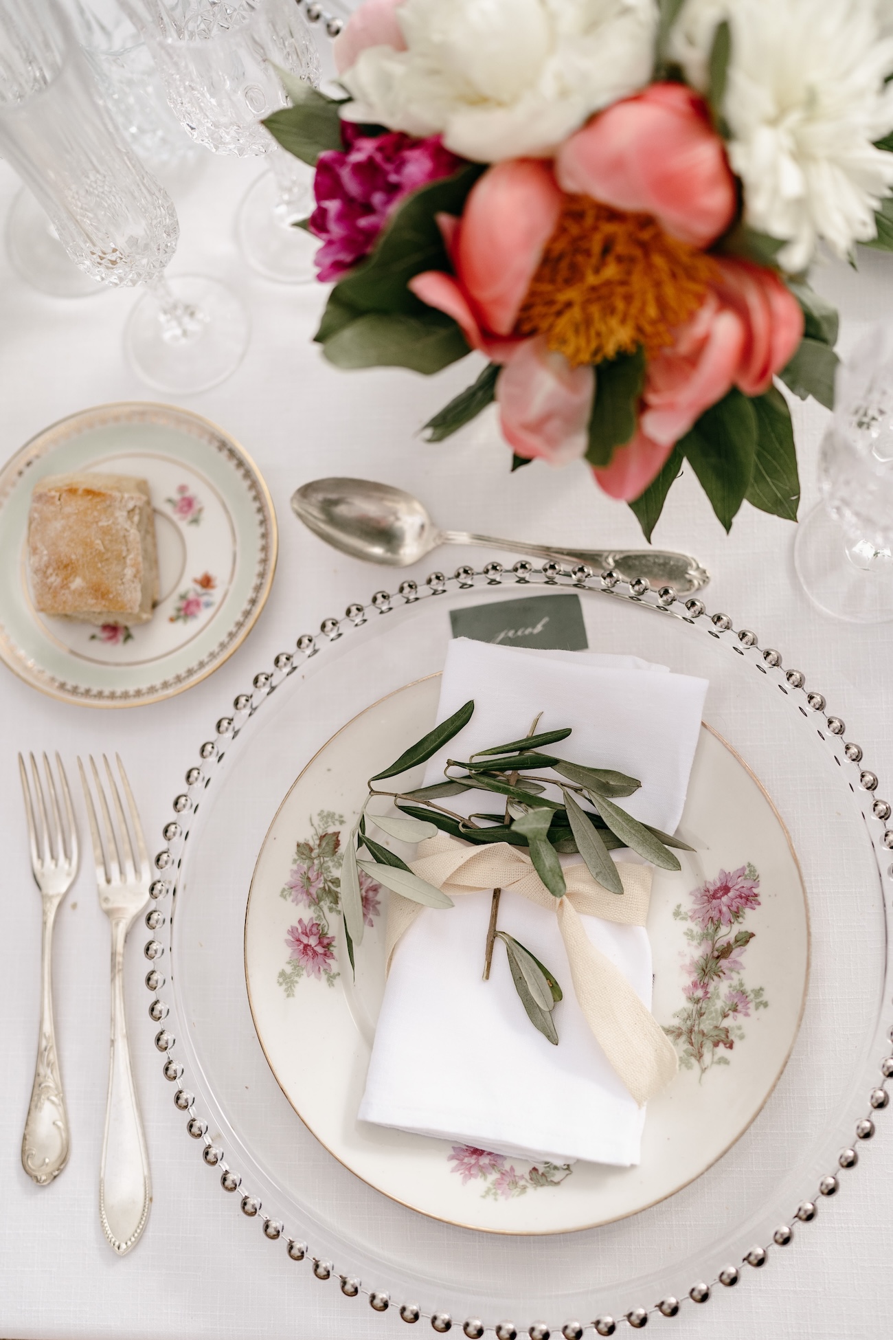 Mariage à Cassis au Domaine de Canaille - Catie + Jay - Blog Mariage Madame C