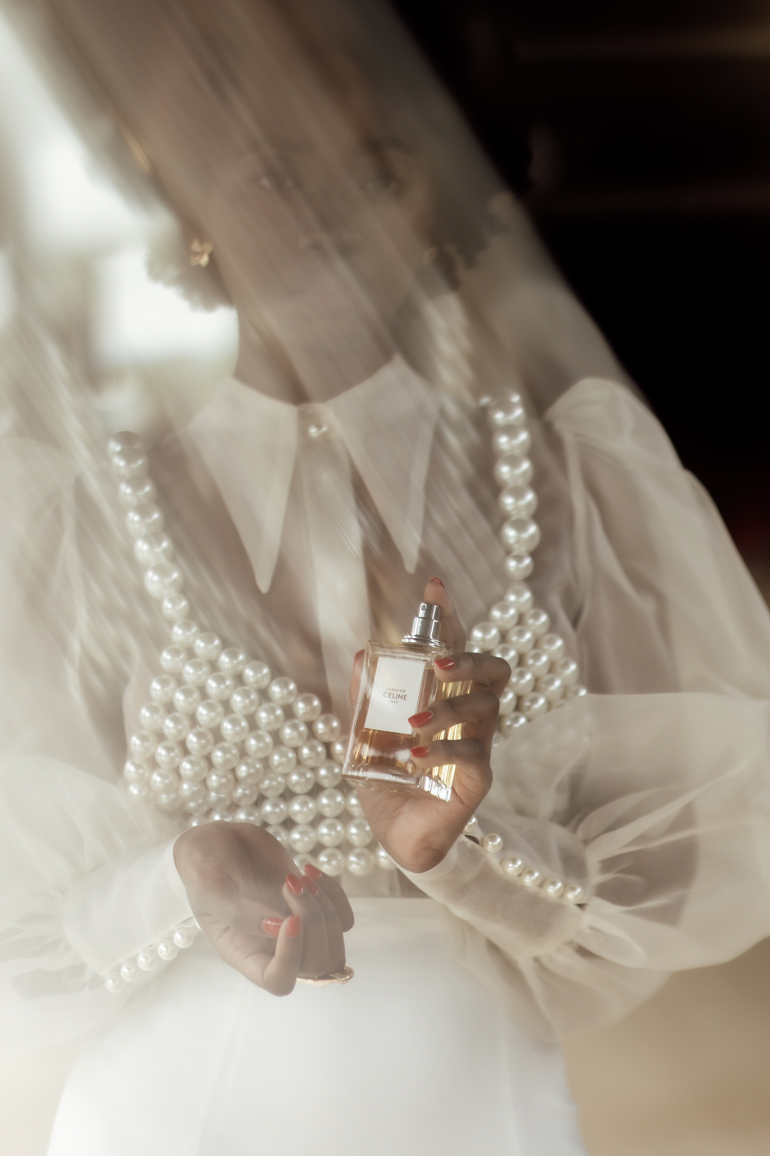 Synopsis - Blog Mariage Madame C Mariage Couture en rouge et blanc au Domaine de la Pommé