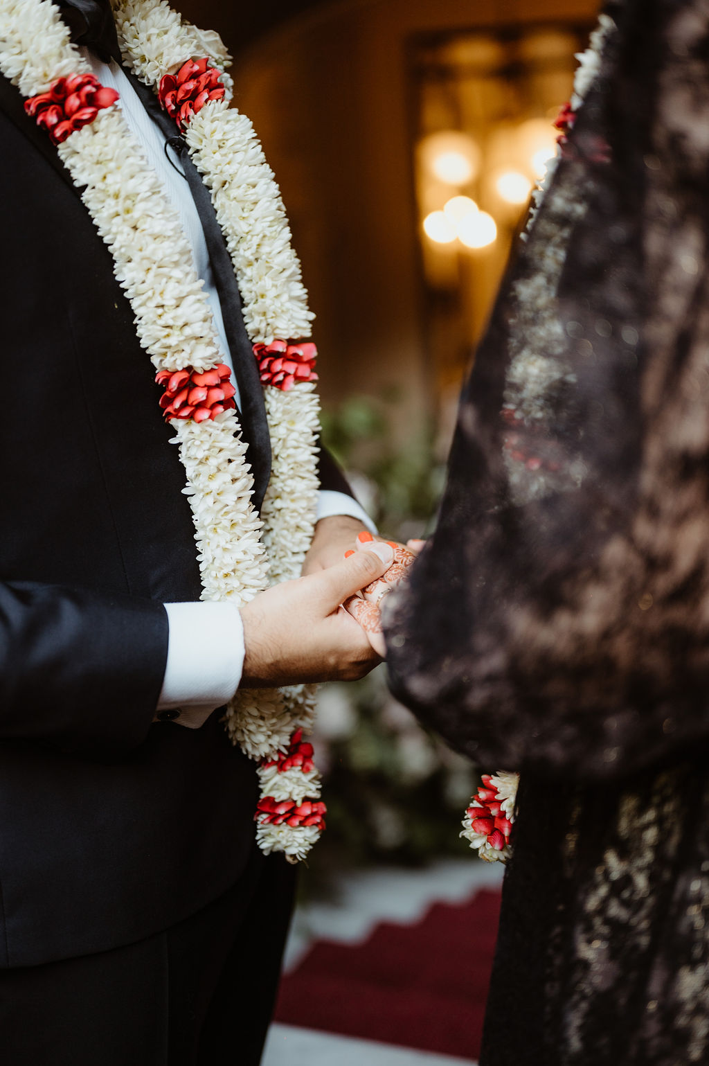 Mariage à Paris à l'Hôtel Le Marois - Kacee + Rahul - Blog Mariage Madame C Mariage à Paris à l'Hôtel Le Marois - Kacee + Rahul - Blog Mariage Madame C