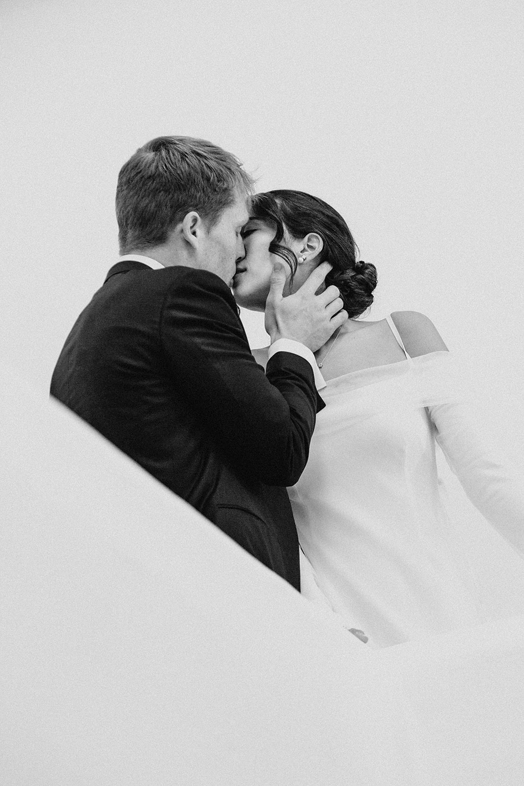 Mariage méditerranéen à Minorque - Belén + Christopher - Blog Mariage Madame C