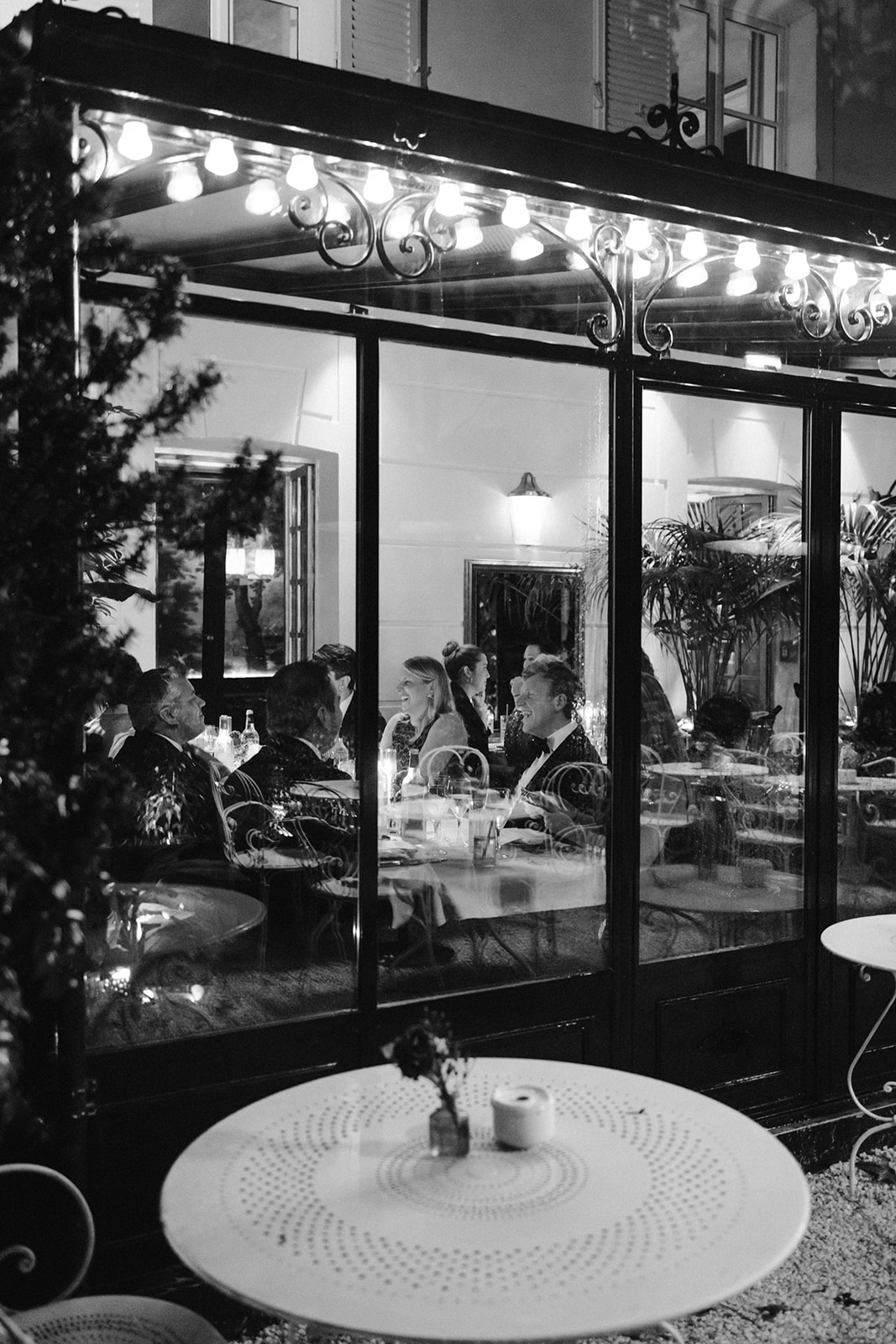 Mariage intime à Paris à l'Hôtel Particulier Montmartre - Nancy + Mitesh - Blog Mariage Madame C