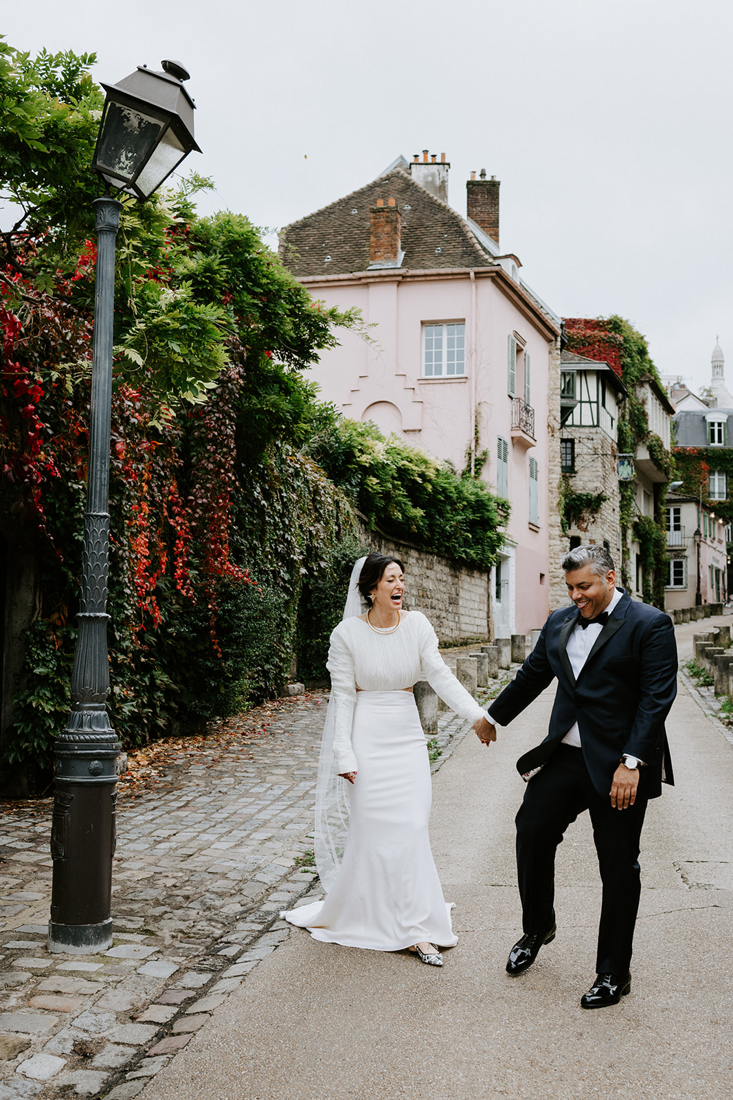 Mariage intime à Paris à l'Hôtel Particulier Montmartre - Nancy + Mitesh - Blog Mariage Madame C
