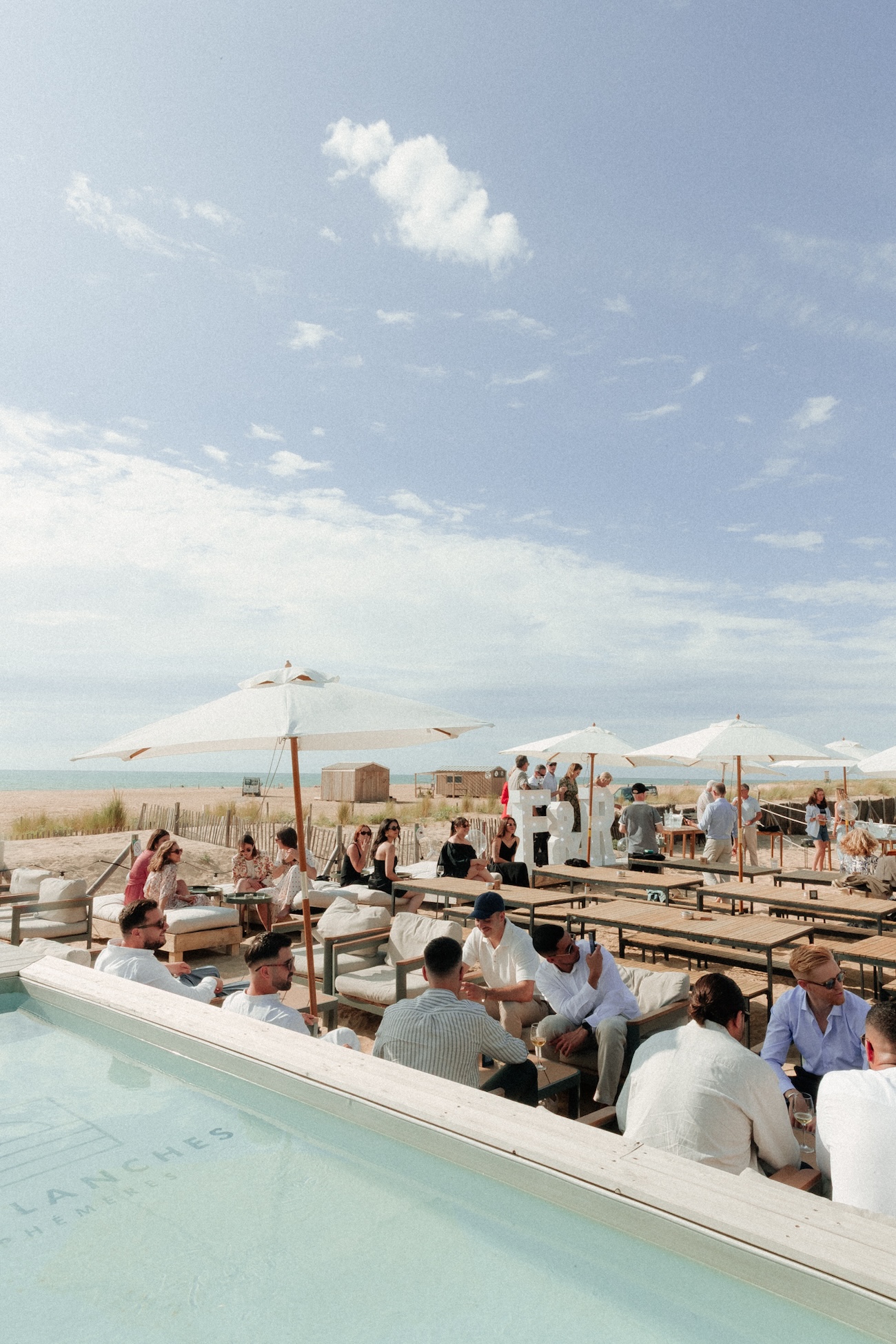 Mariage moderne à Hossegor - Florence + Rémi - Blog Mariage Madame C Mariage moderne à Hossegor - Florence + Rémi - Blog Mariage Madame C