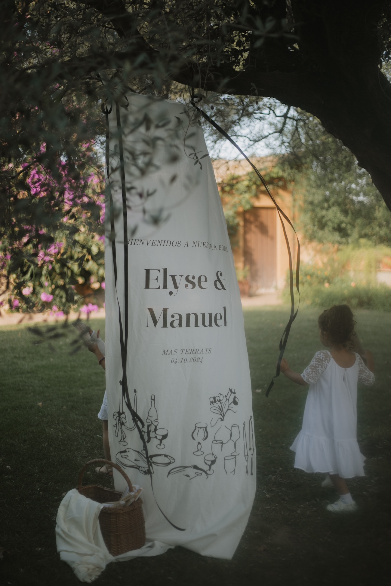 Tendances cérémonie laïque 2026 : authenticité, rythme et émotion au cœur des mariages - Blog Mariage Madame C