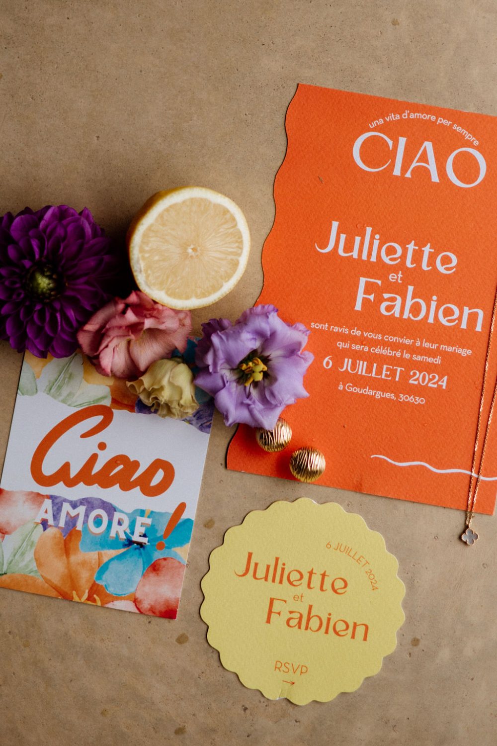 Mariage coloré au Domaine de Brés - Juliette + Fabien - Blog Mariage Madame C