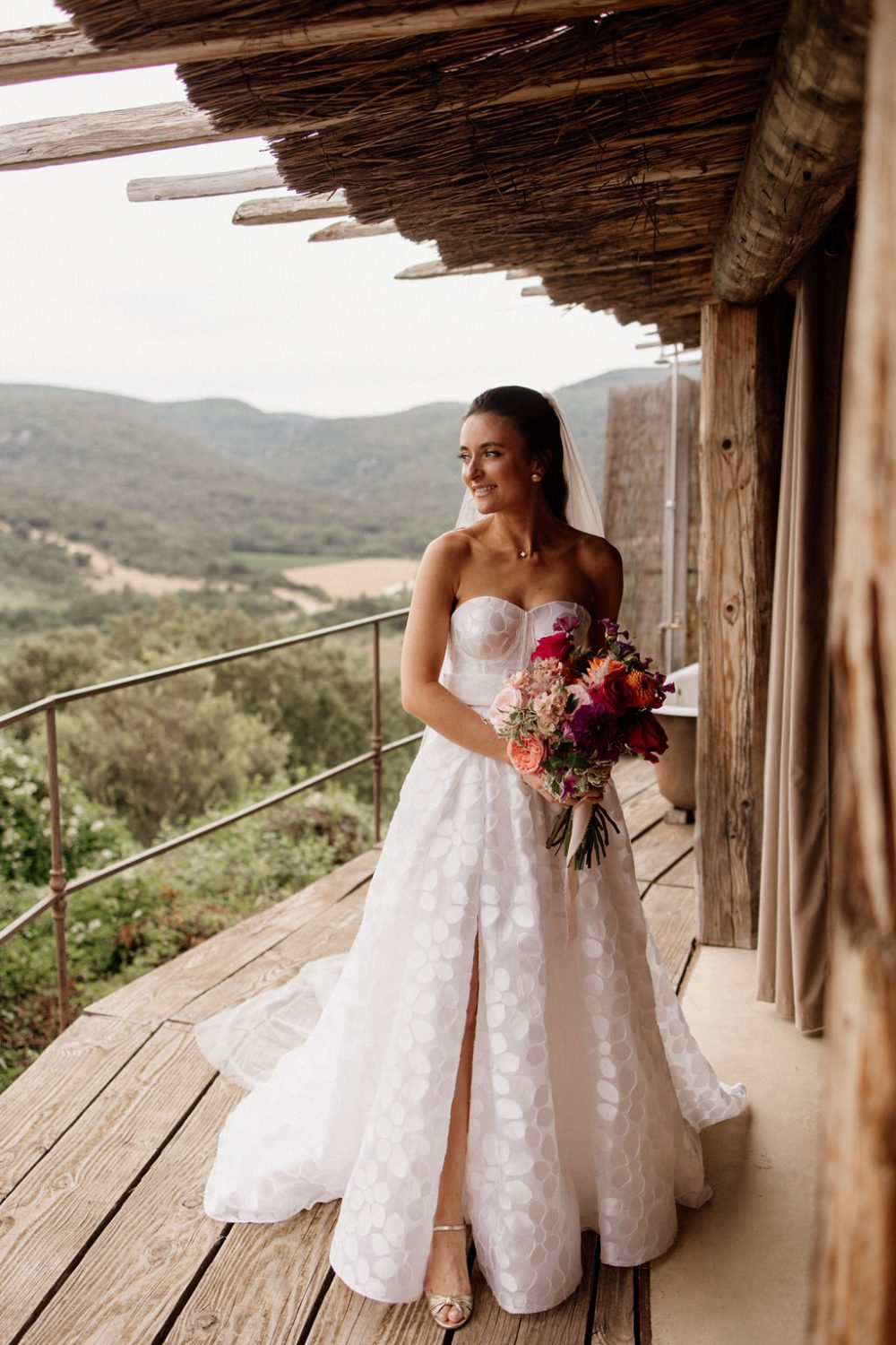 Mariage coloré au Domaine de Brés - Juliette + Fabien - Blog Mariage Madame C