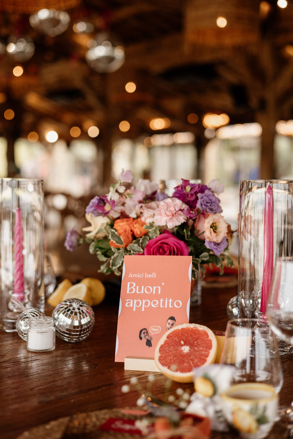 Mariage coloré au Domaine de Brés - Juliette + Fabien - Blog Mariage Madame C Mariage coloré au Domaine de Brés - Juliette + Fabien - Blog Mariage Madame C