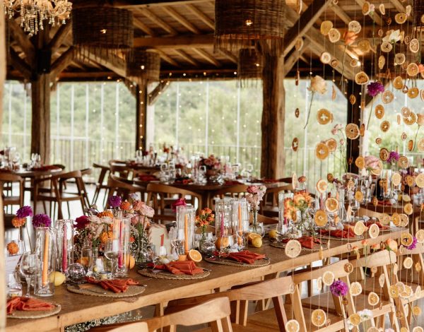 Mariage Coloré en Provence Occitane au Domaine de Brés © Dall'K