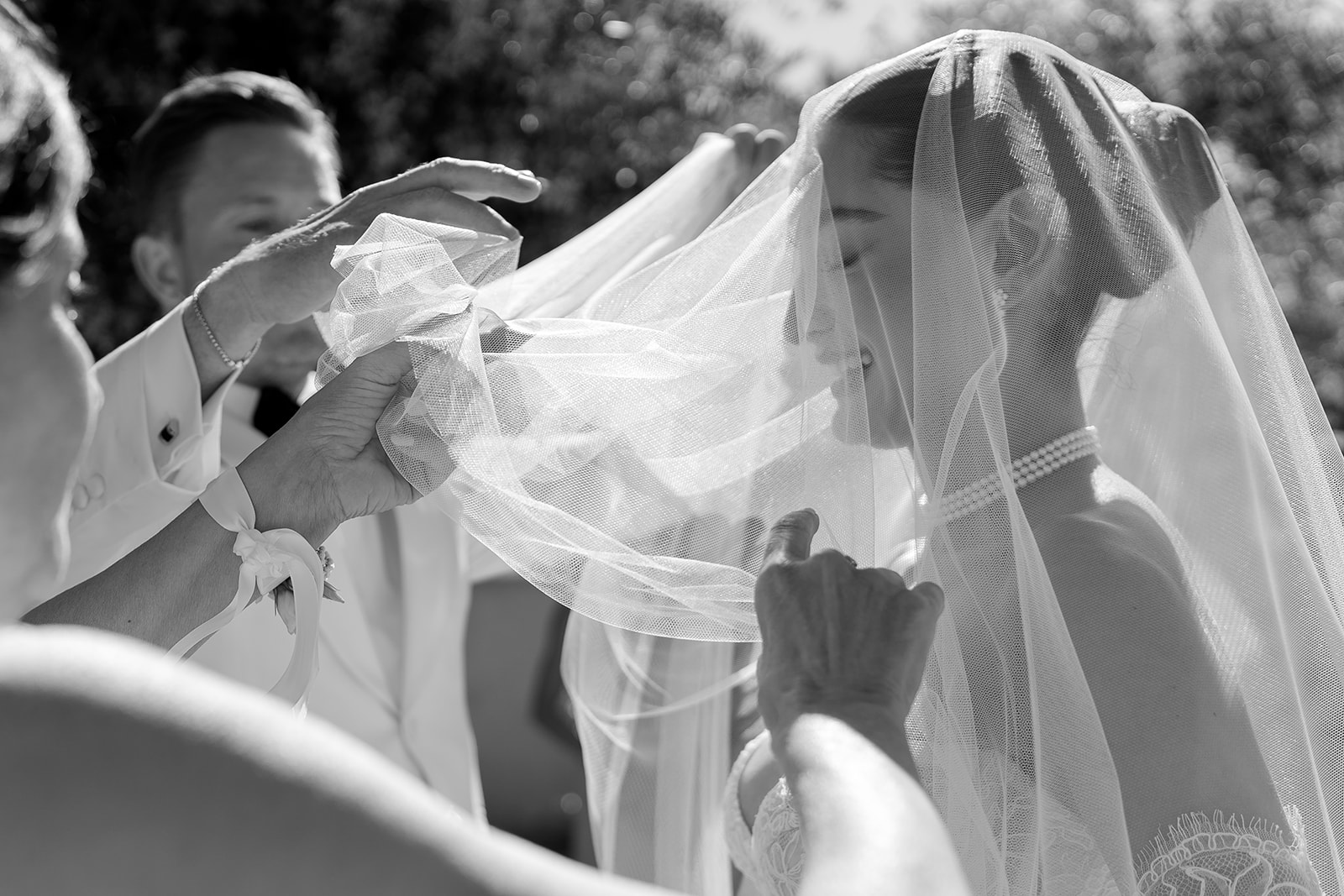 Mariage au milieu des vignes au Château L’Hospitalet - Bianca + Marc - Blog Mariage Madame C Mariage au milieu des vignes au Château L’Hospitalet - Bianca + Marc - Blog Mariage Madame C