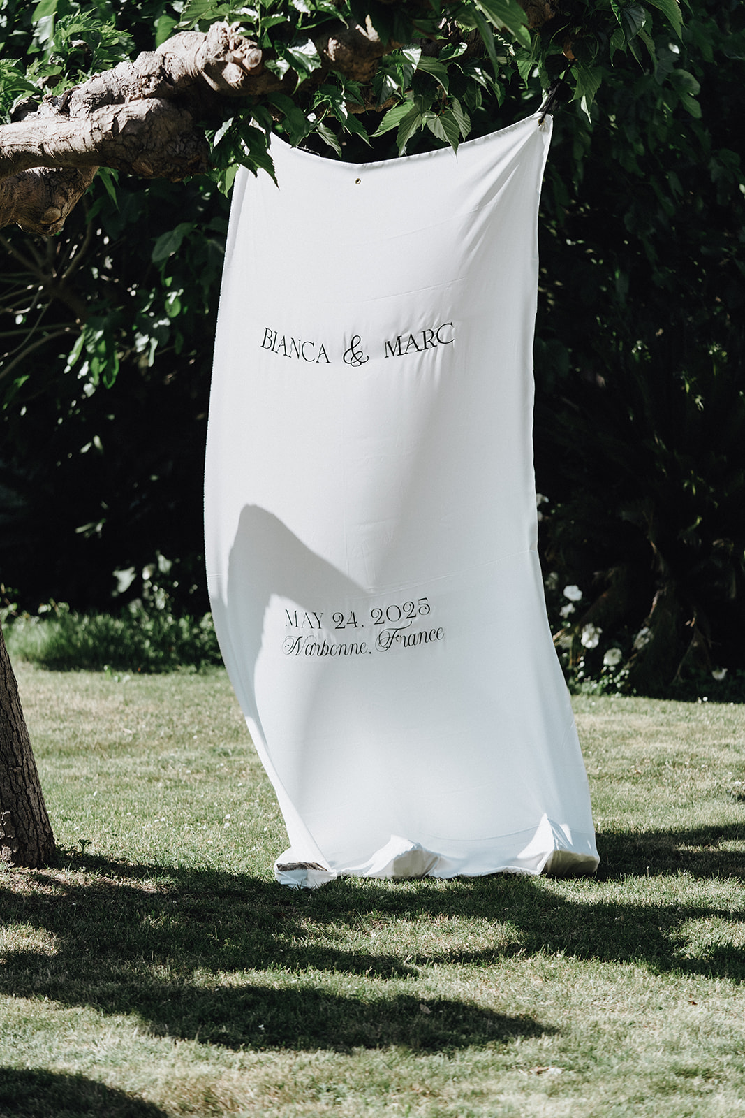 Mariage au milieu des vignes au Château L’Hospitalet - Bianca + Marc - Blog Mariage Madame C Mariage au milieu des vignes au Château L’Hospitalet - Bianca + Marc - Blog Mariage Madame C