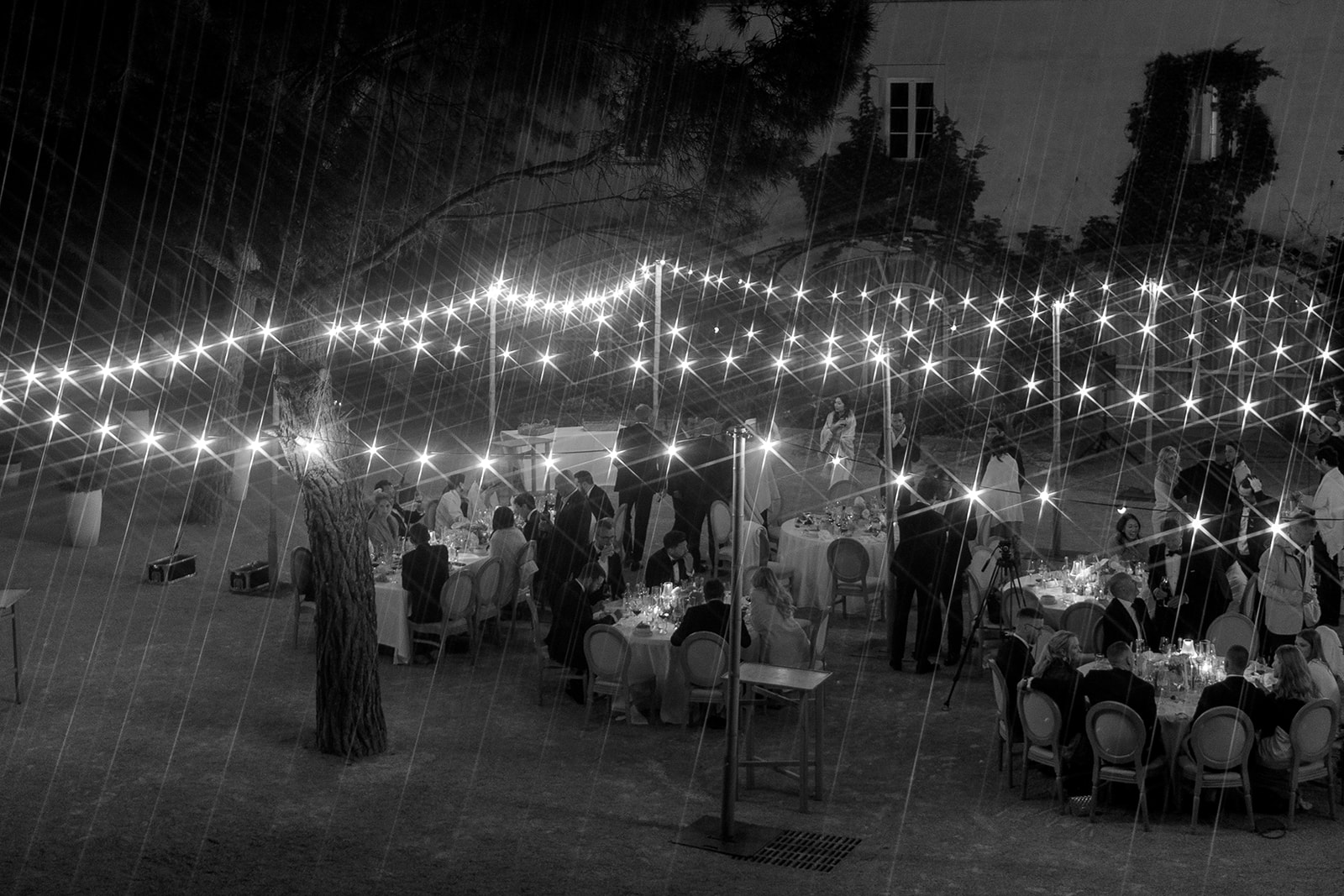 Mariage au milieu des vignes au Château L’Hospitalet - Bianca + Marc - Blog Mariage Madame C Mariage au milieu des vignes au Château L’Hospitalet - Bianca + Marc - Blog Mariage Madame C