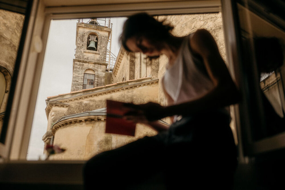 Mariage de Noël à Mauguio - Clara + Keiran - Blog Mariage Madame C