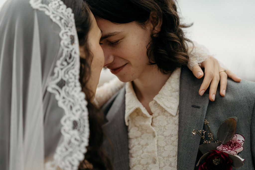 Mariage de Noël à Mauguio - Clara + Keiran - Blog Mariage Madame C Mariage de Noël à Mauguio © Angelo Lacancellera