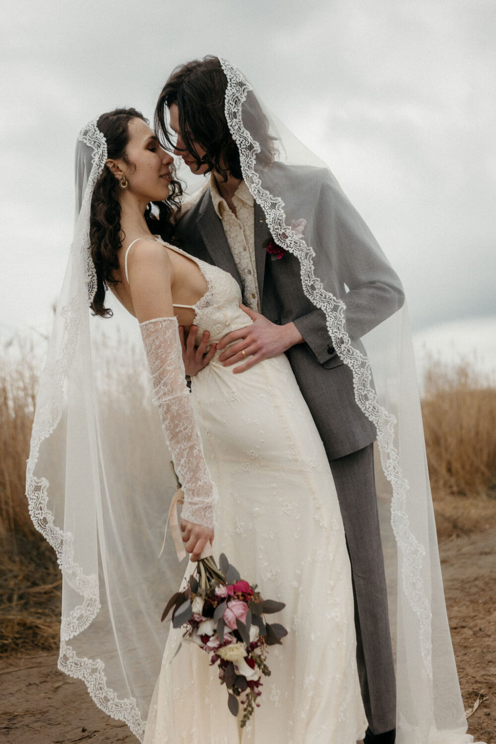Mariage de Noël à Mauguio - Clara + Keiran - Blog Mariage Madame C