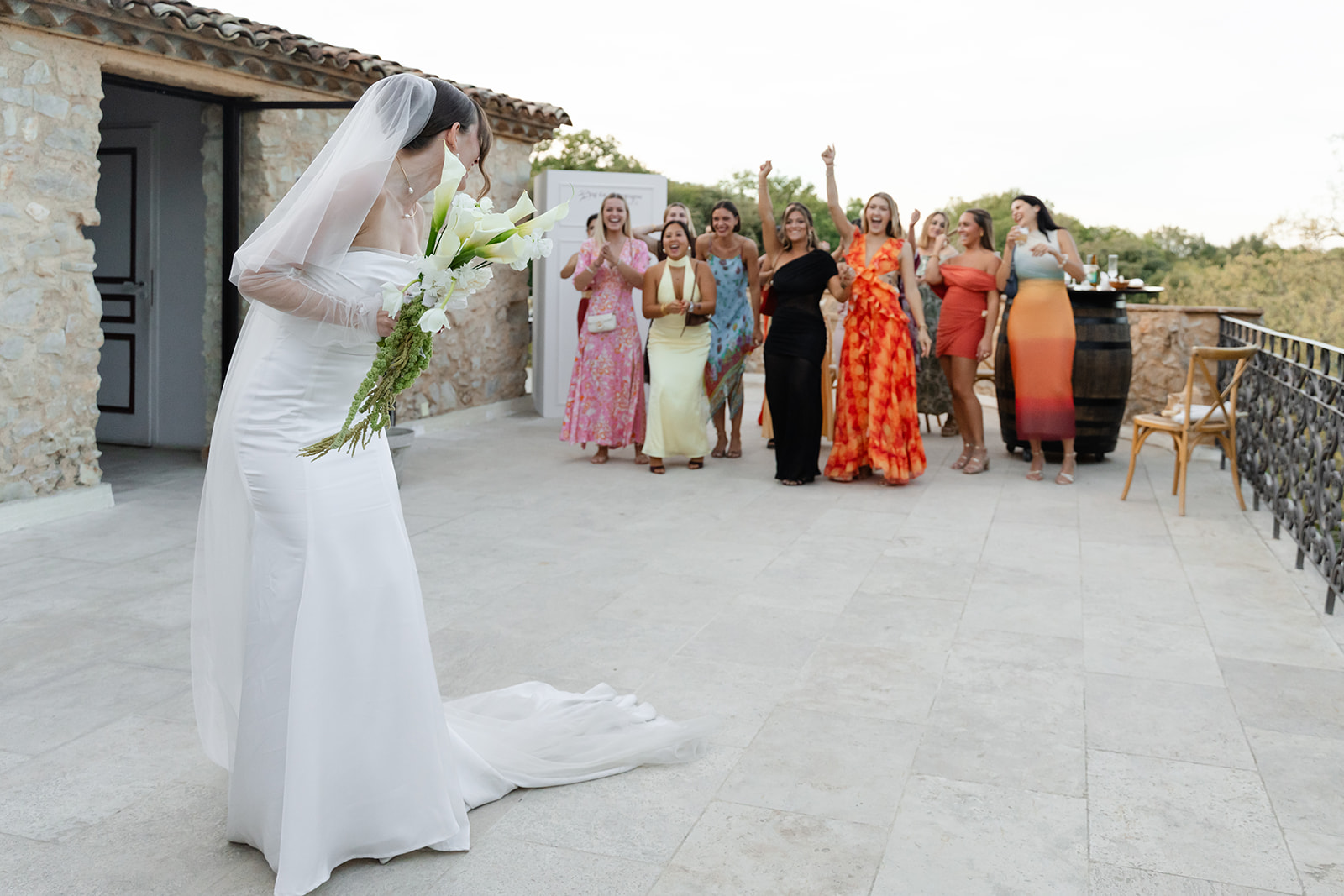 Mariage Dolce Vita au Château Bas d'Aumelas - Mandy + Paco - Blog Mariage Madame C