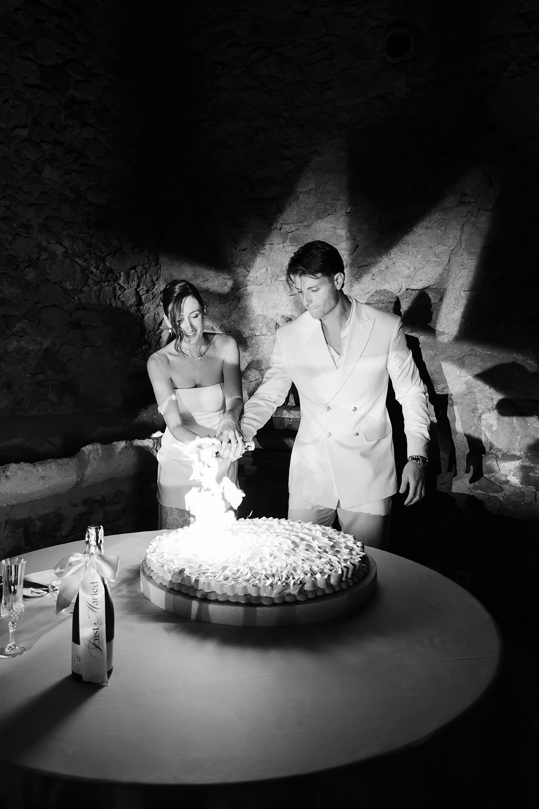 Mariage Dolce Vita au Château Bas d'Aumelas - Mandy + Paco - Blog Mariage Madame C