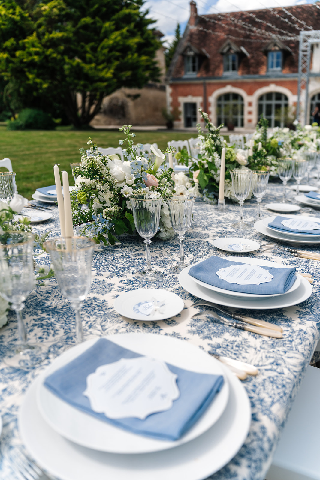 Romance intemporelle au Château de Courcelles le Roy - Blog Mariage Madame C Romance intemporelle au Château de Courcelles le Roy - Blog Mariage Madame C