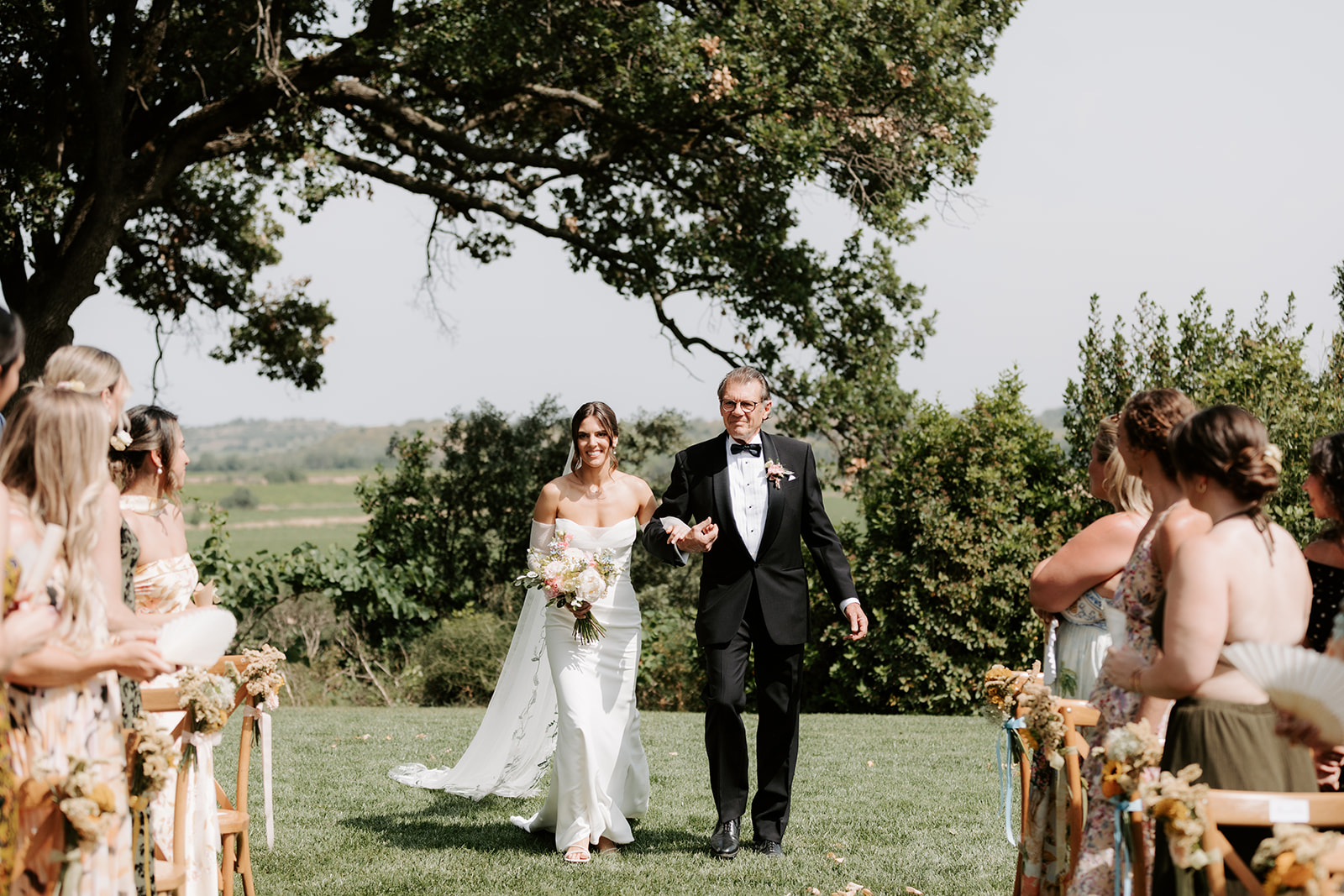 De la Caroline du Nord au Château St Pierre de Serjac - Kelly + Rob - Blog Mariage Madame C De la Caroline du Nord au Château St Pierre de Serjac - Kelly + Rob - Blog Mariage Madame C