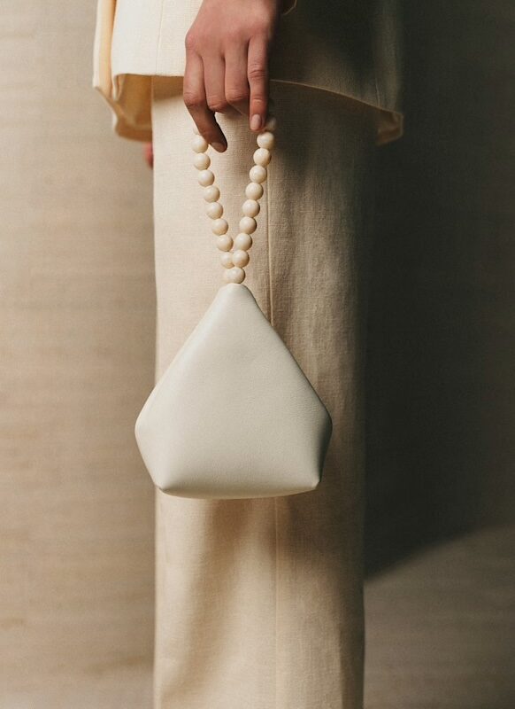 So Hélo Collection 2026 : Bijoux et accessoires de la mariée - Blog Mariage Madame C Pochette Barbara Sézane